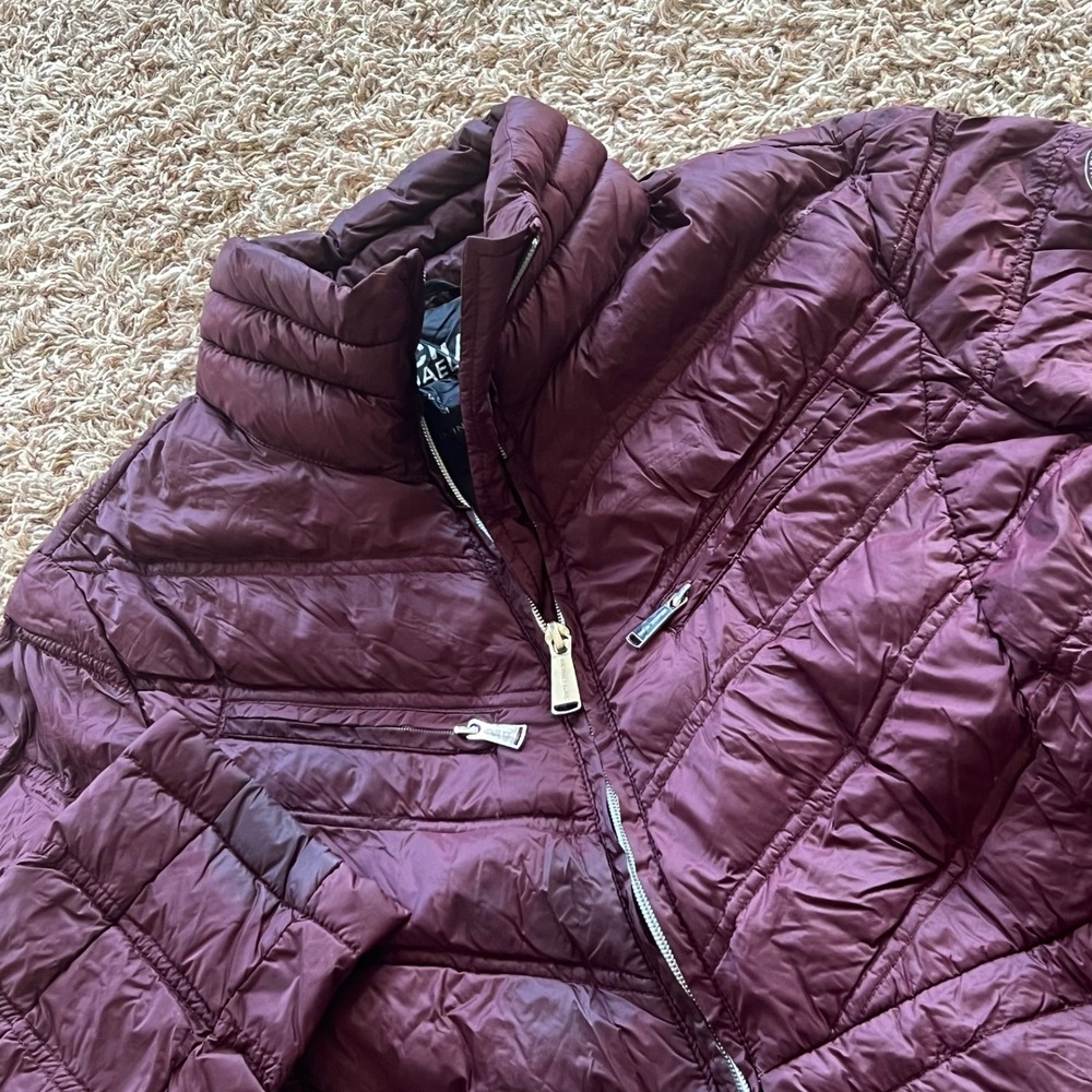 Michael Kors Packable Down Puffer Jacket Burgundy Wine Size M Chevron Quilted